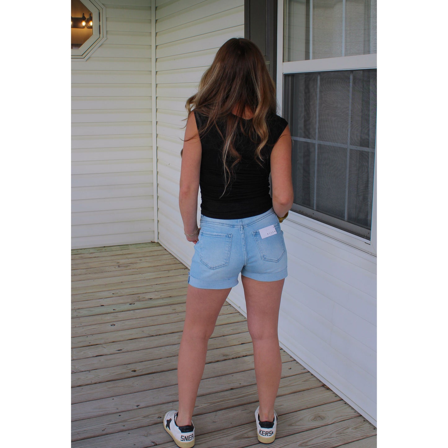 Stevie Cuffed Shorts, Light Wash