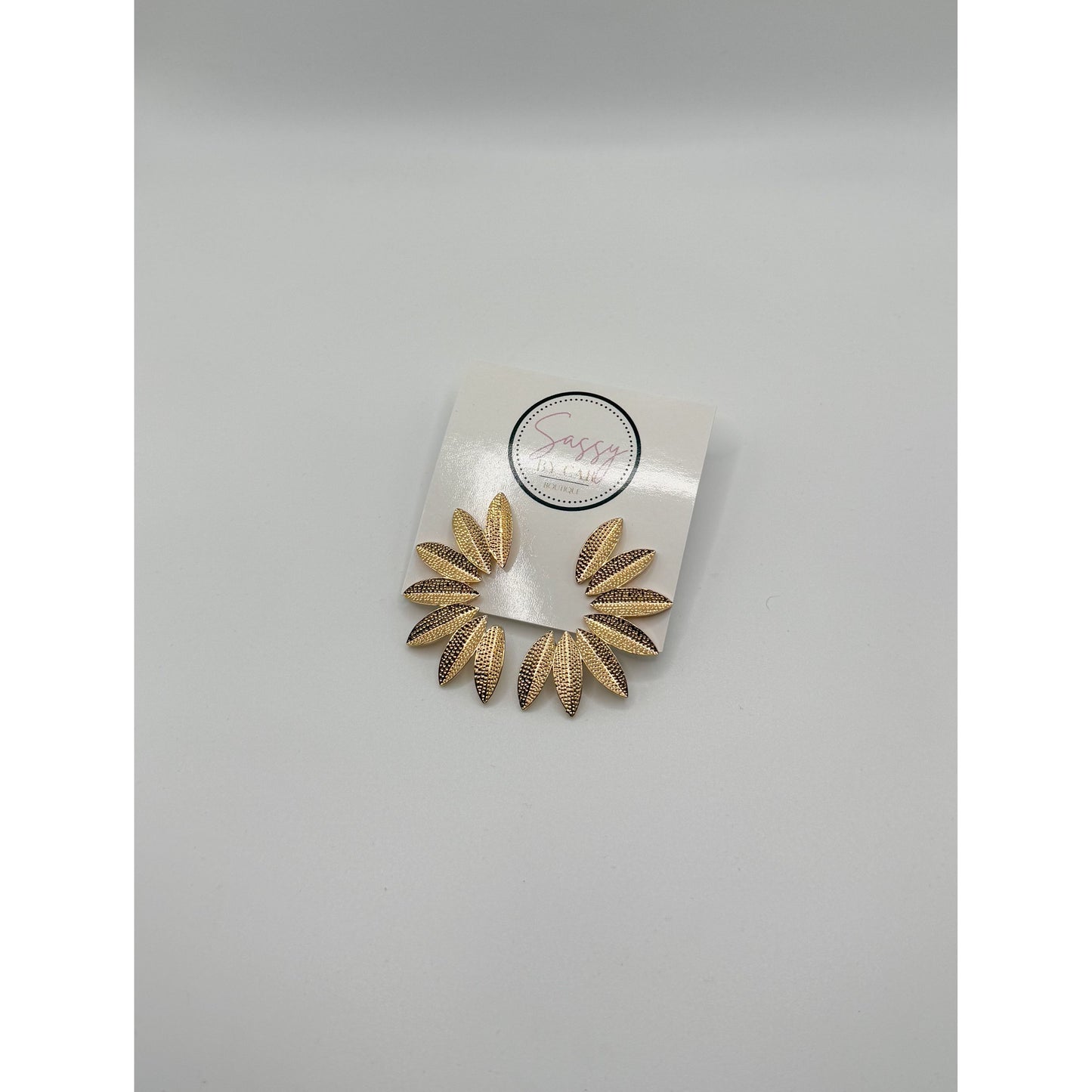Scottie Mini Wing Earrings, Gold