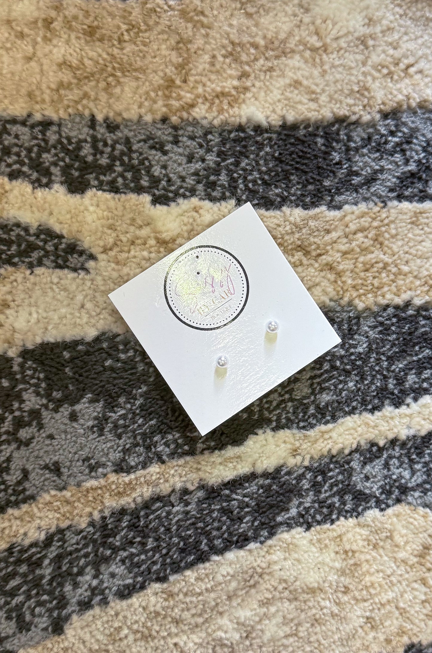 Mini Pearl Studs