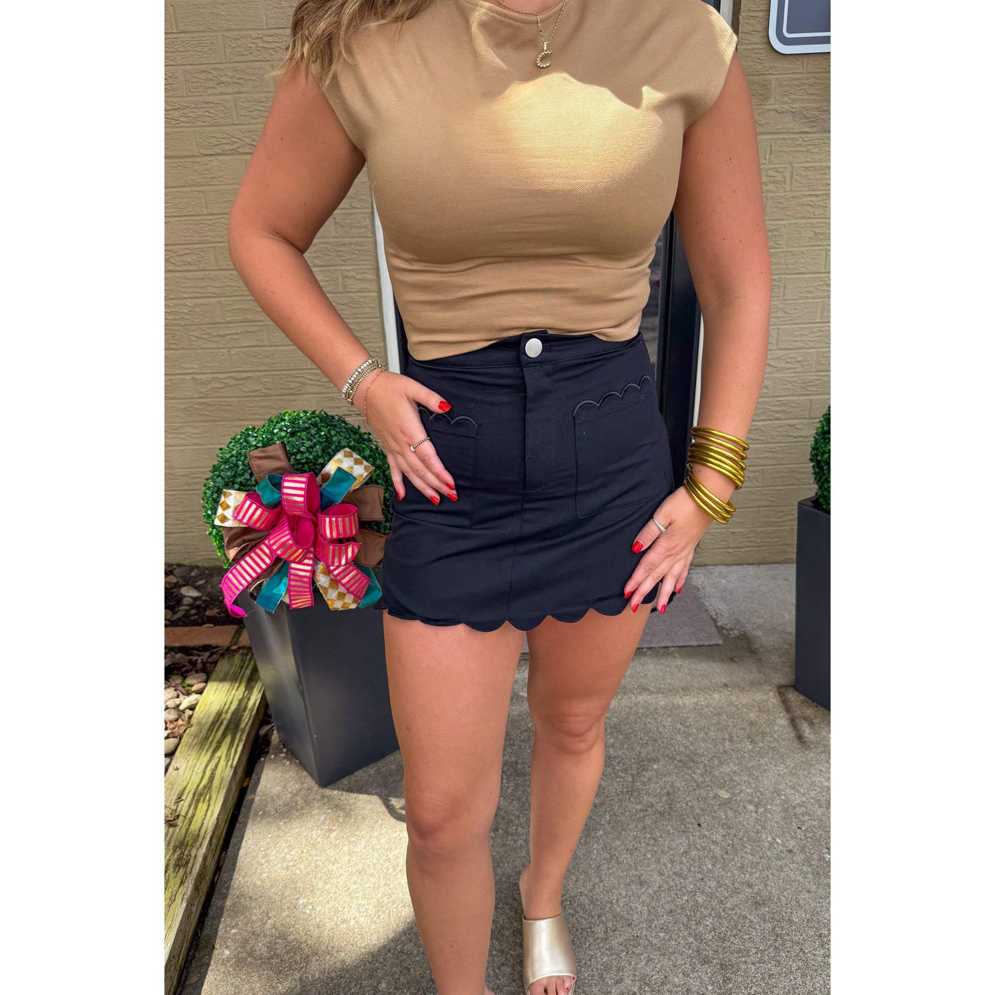 Monroe Scallop Skirt, Black