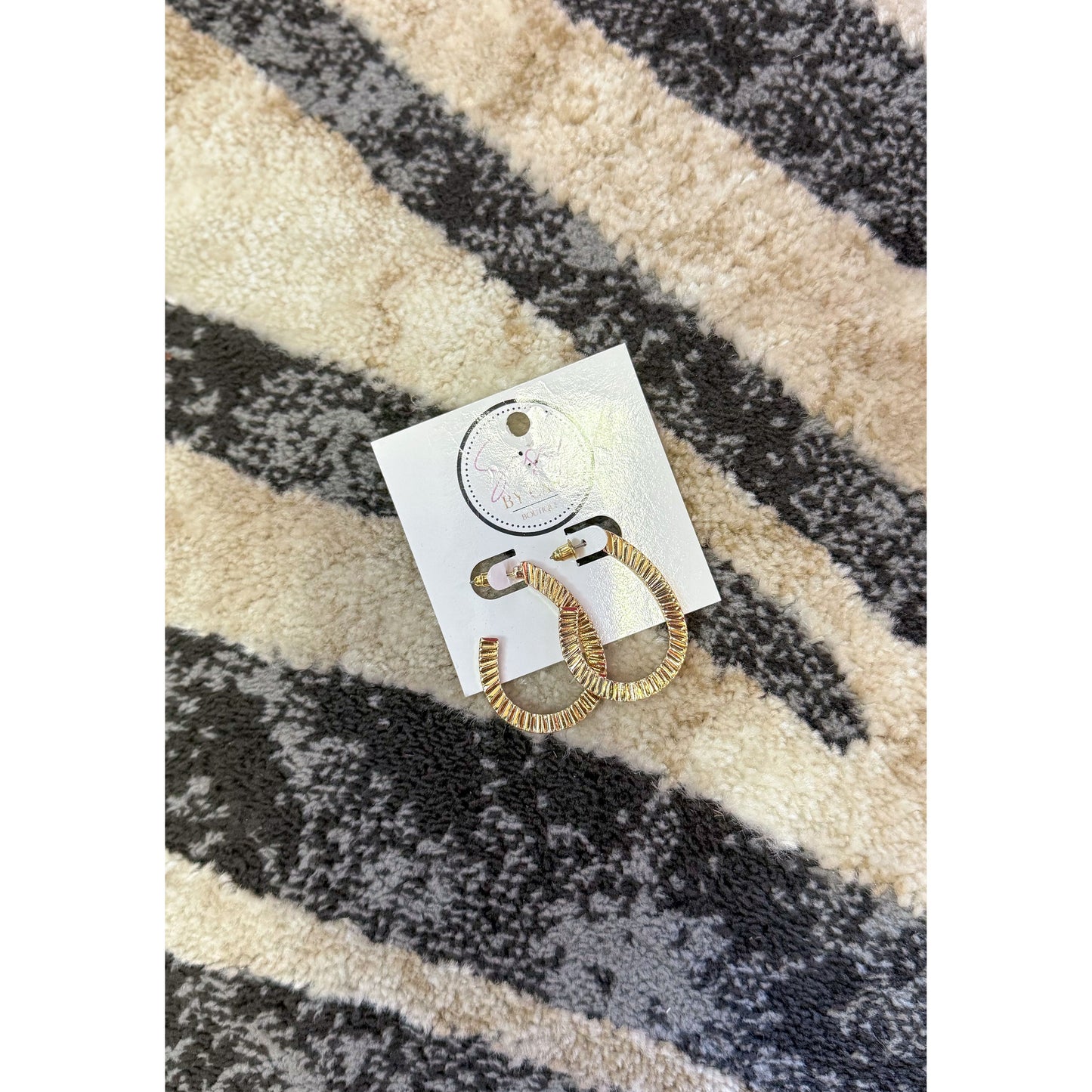 Detail Hoops