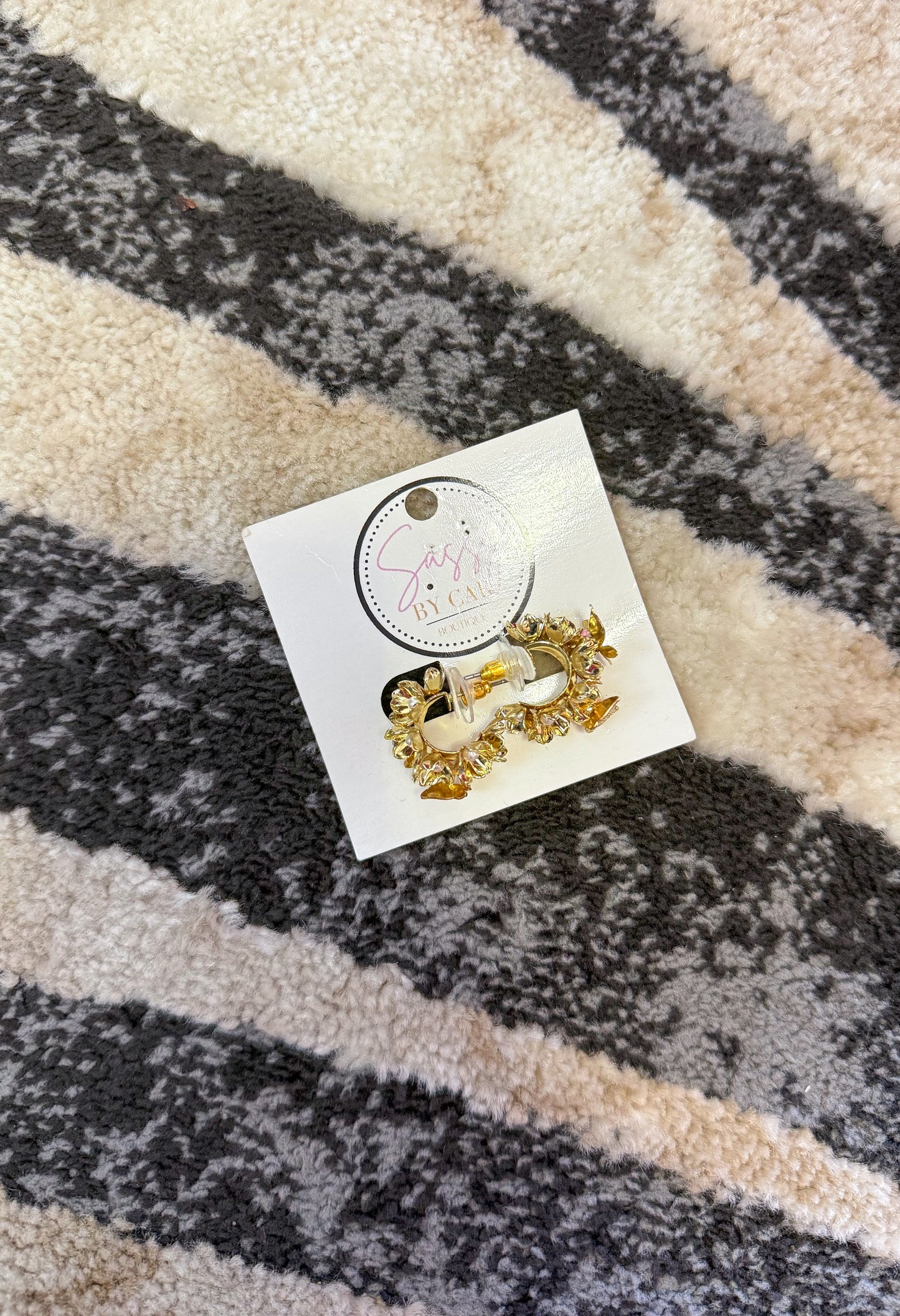 Detail Hoops