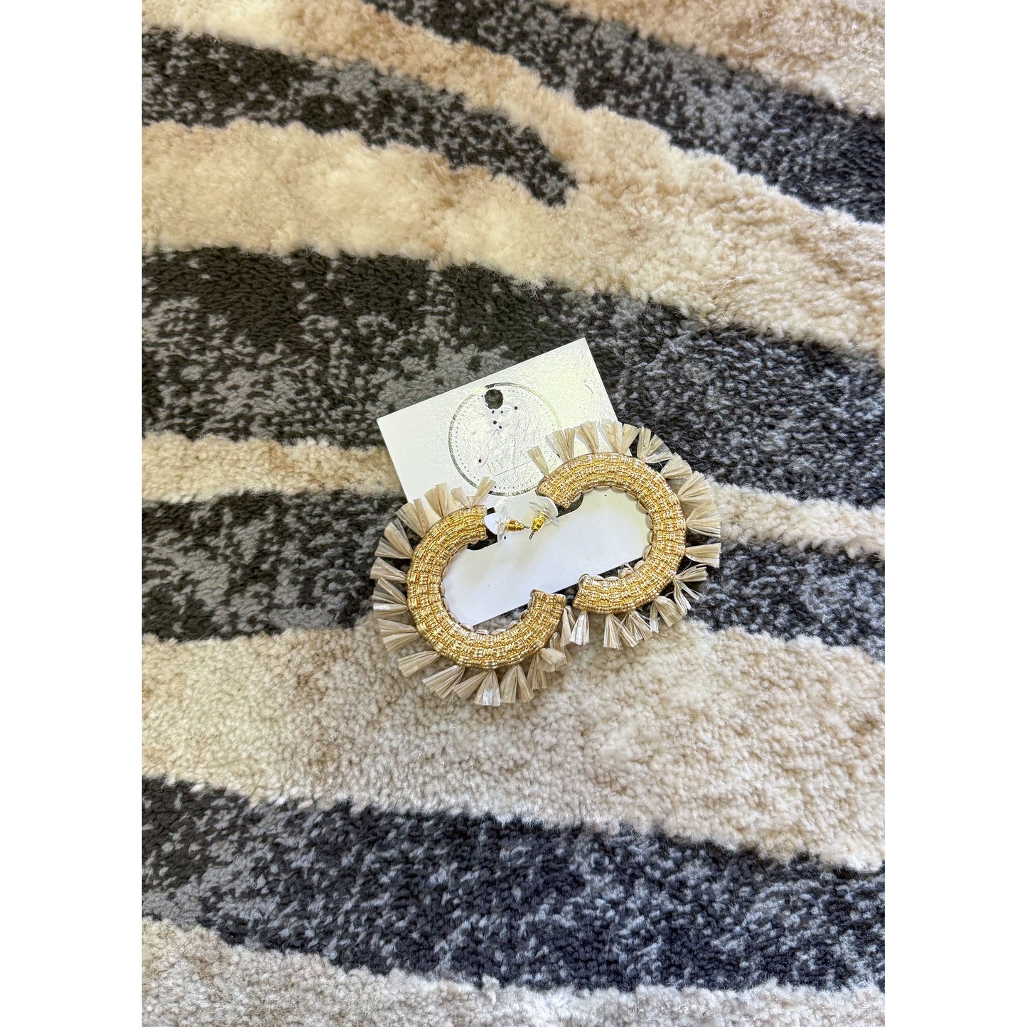 Detail Hoops
