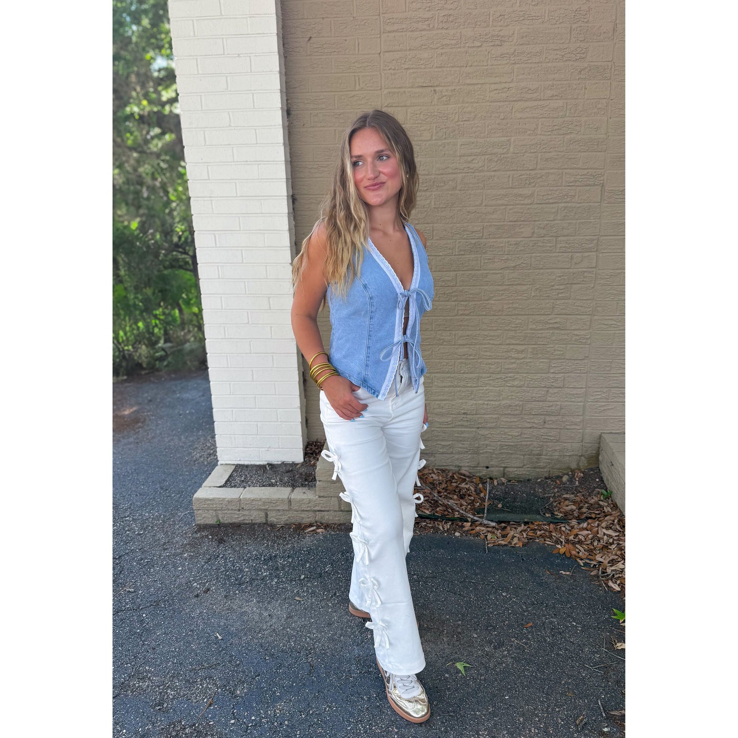 Denim Vest w/ Lace Time, Light Denim/White