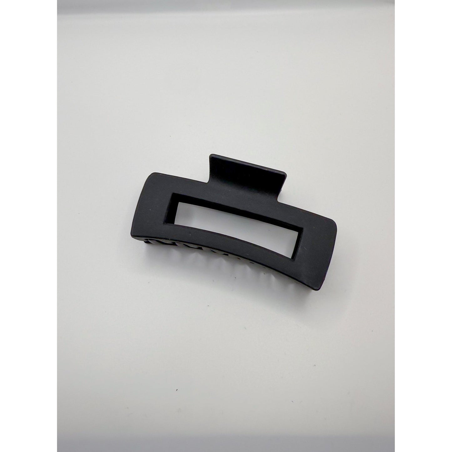 Black Claw Clip