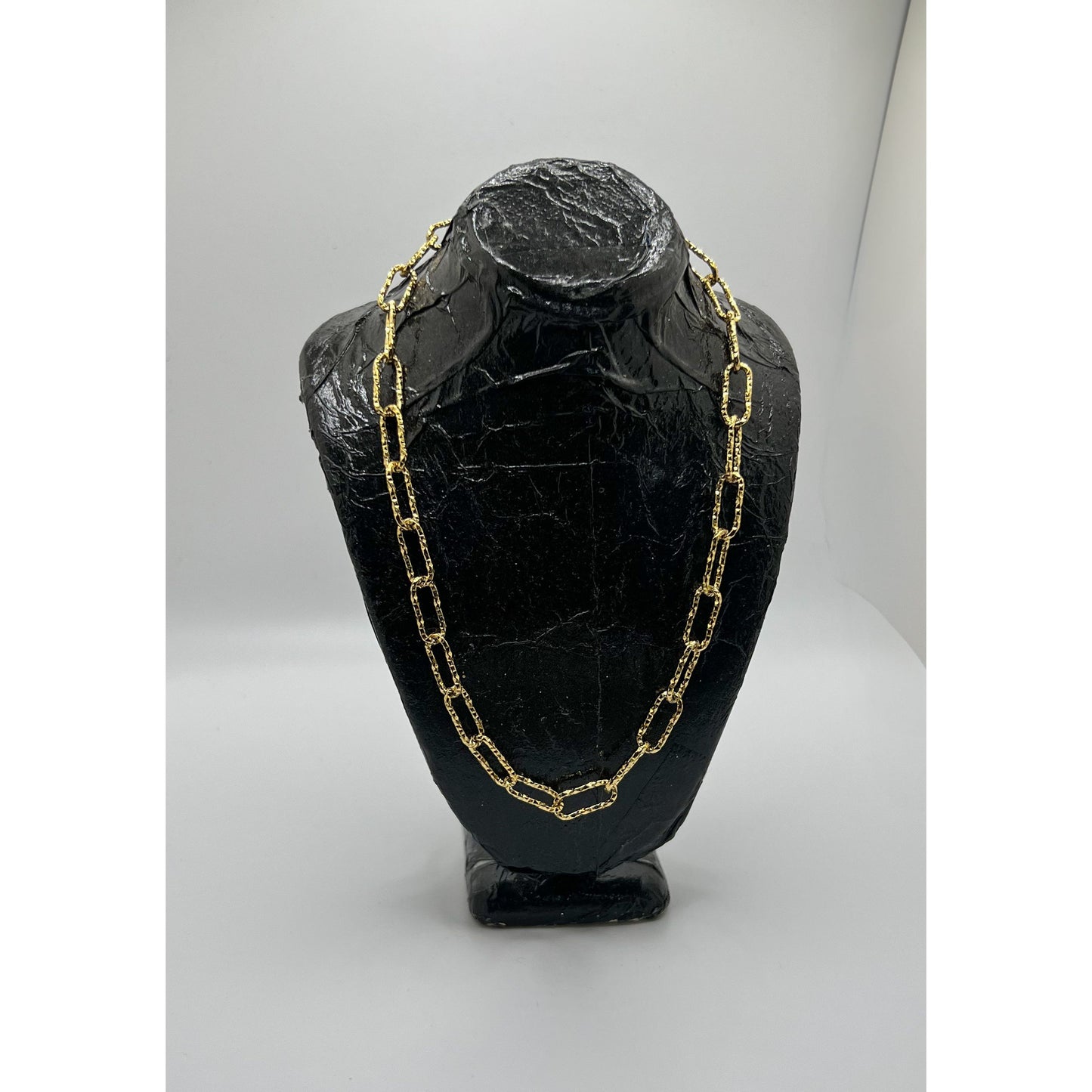Gold Chain Linked Necklace