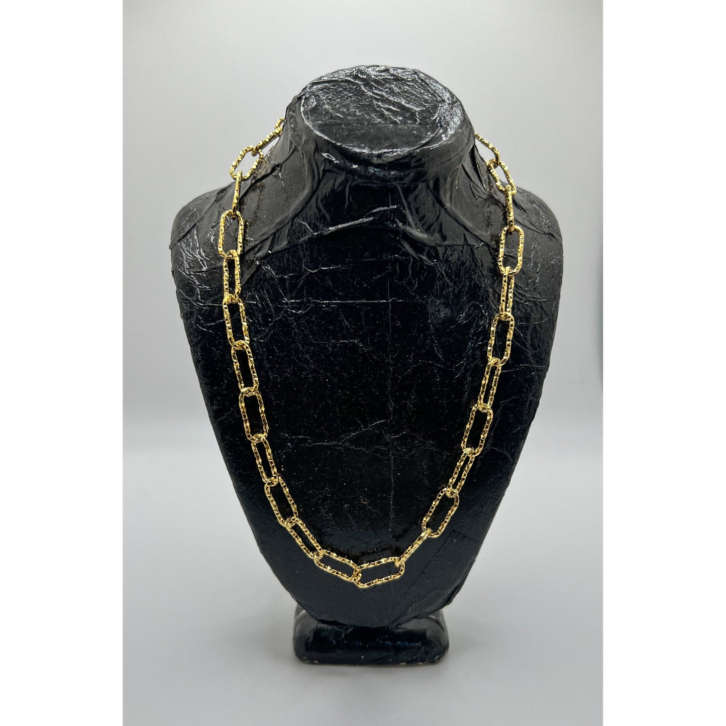 Gold Chain Linked Necklace