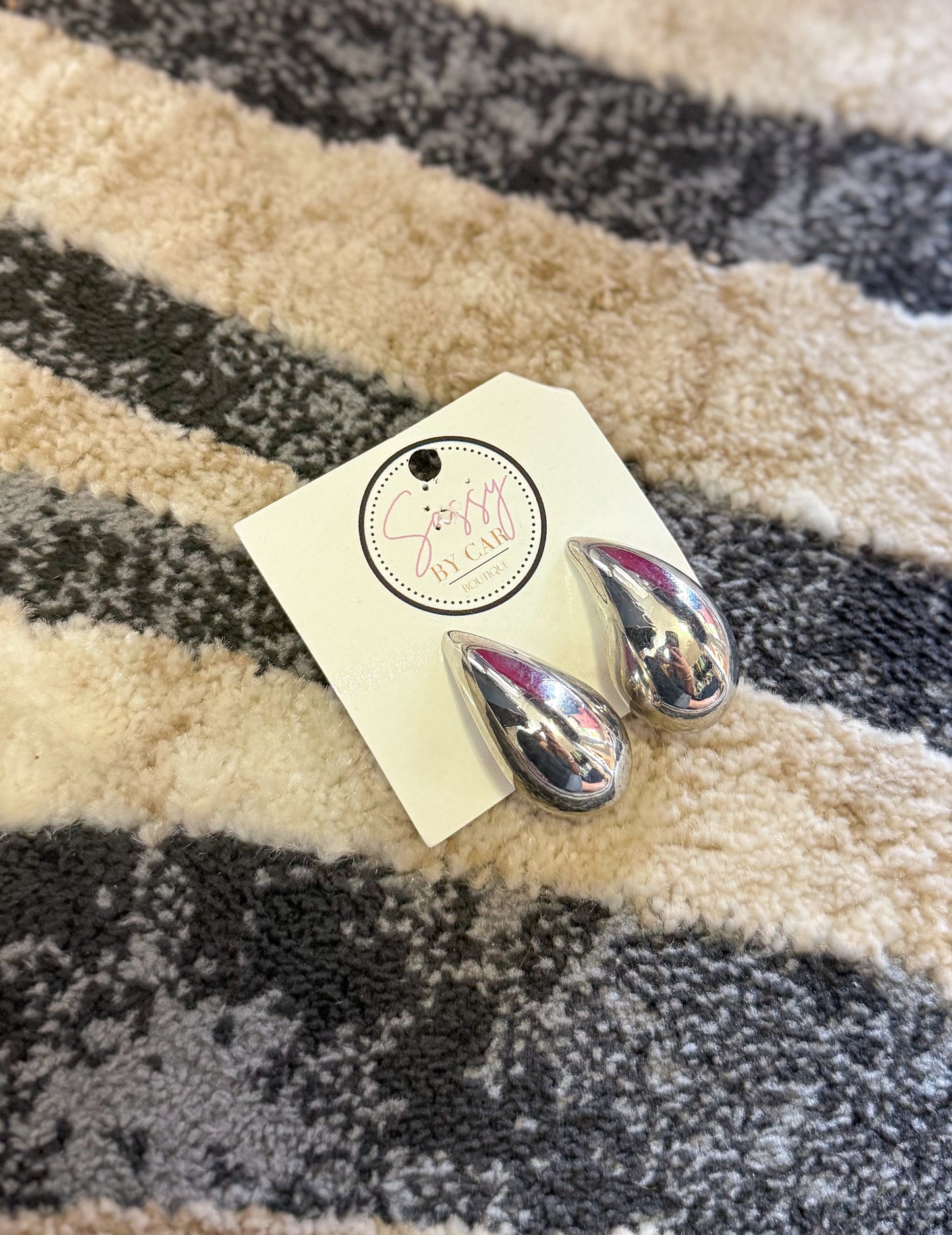 Silver Teardrop Earrings
