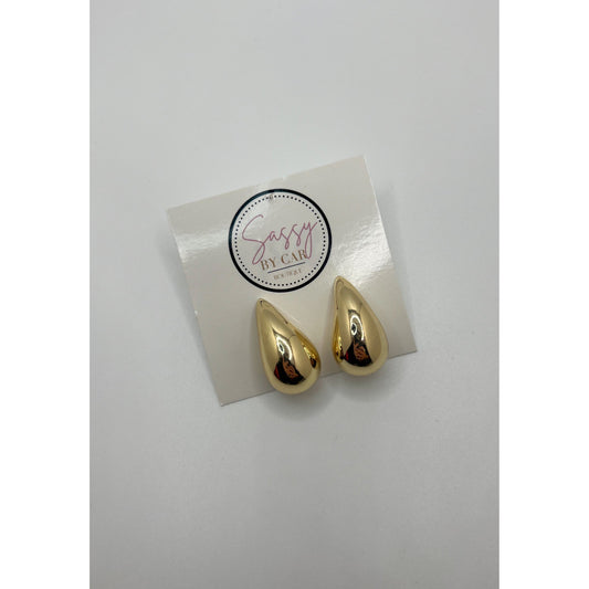 Sadie Hoops, Gold