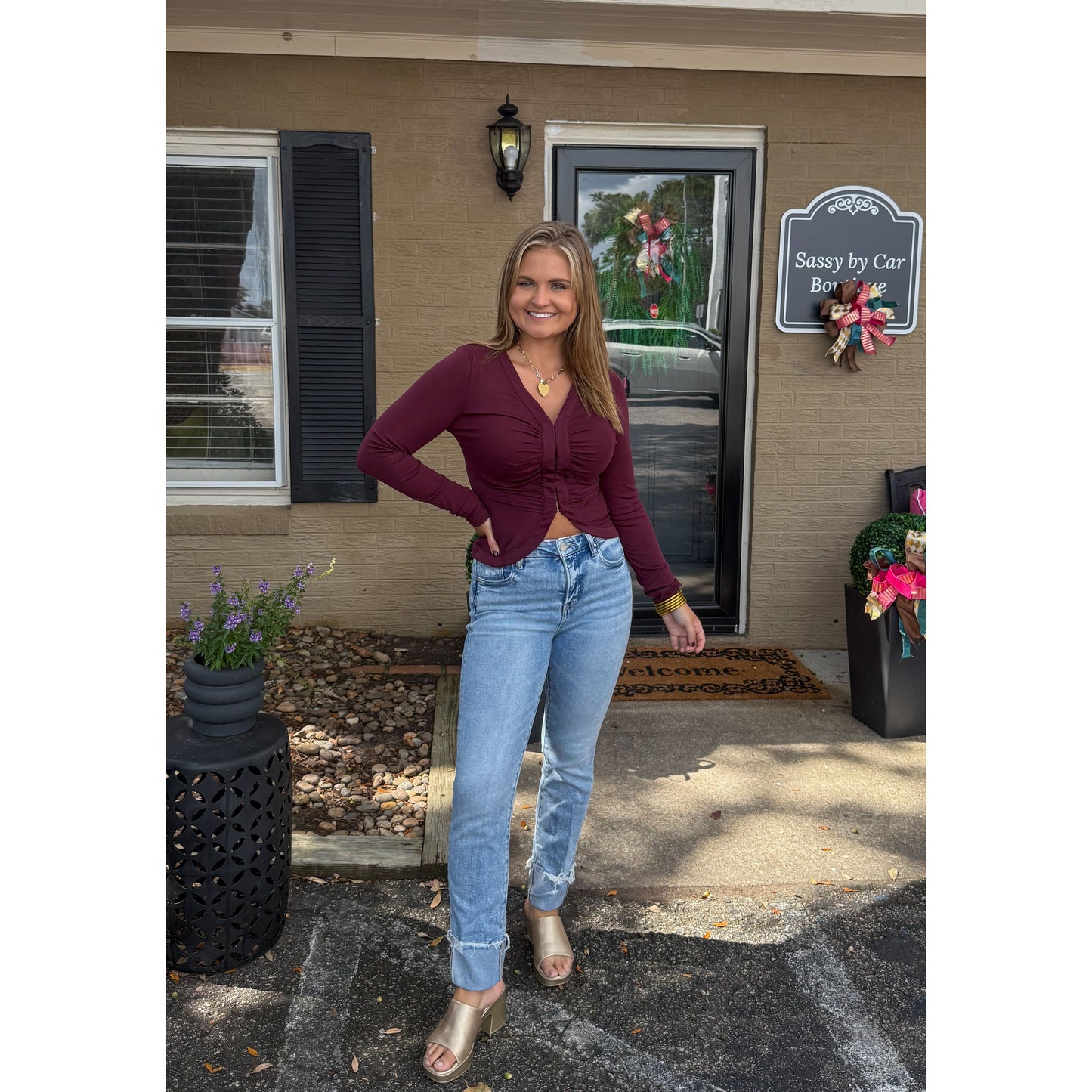 Rosie Top, Maroon
