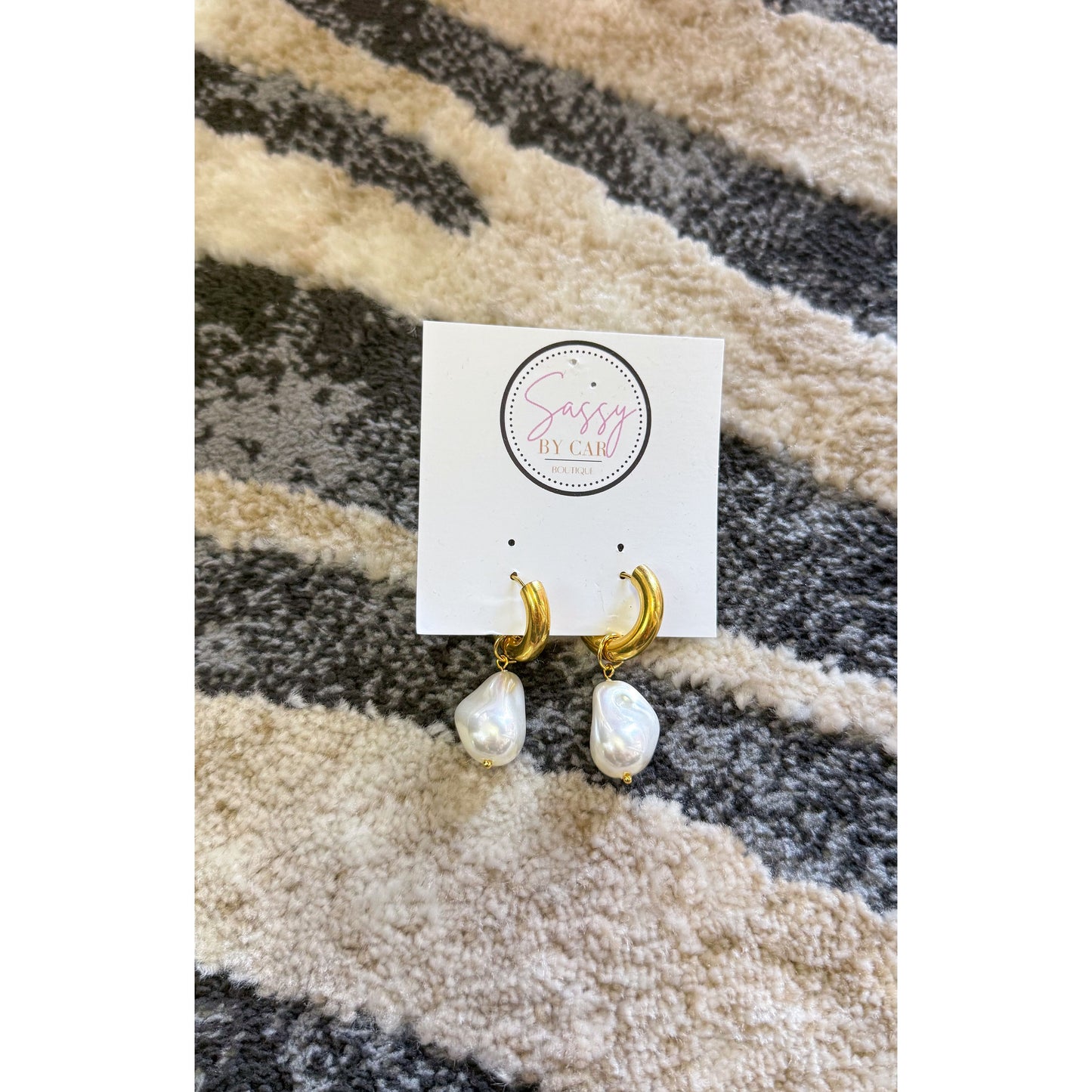 Gold Hoops w/ Pearl