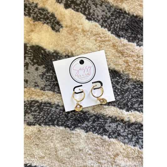 Shell Detail Hoops