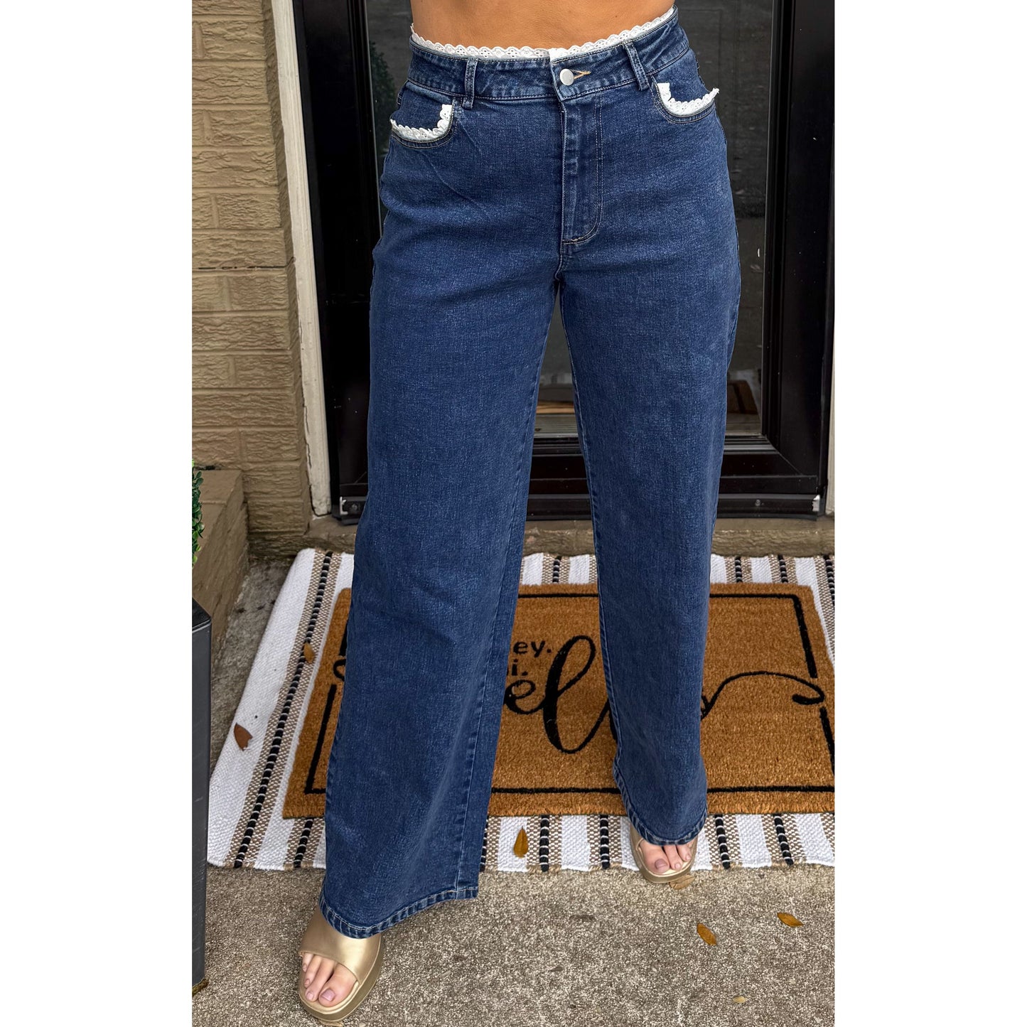 Trim Detail Wide Leg Jeans