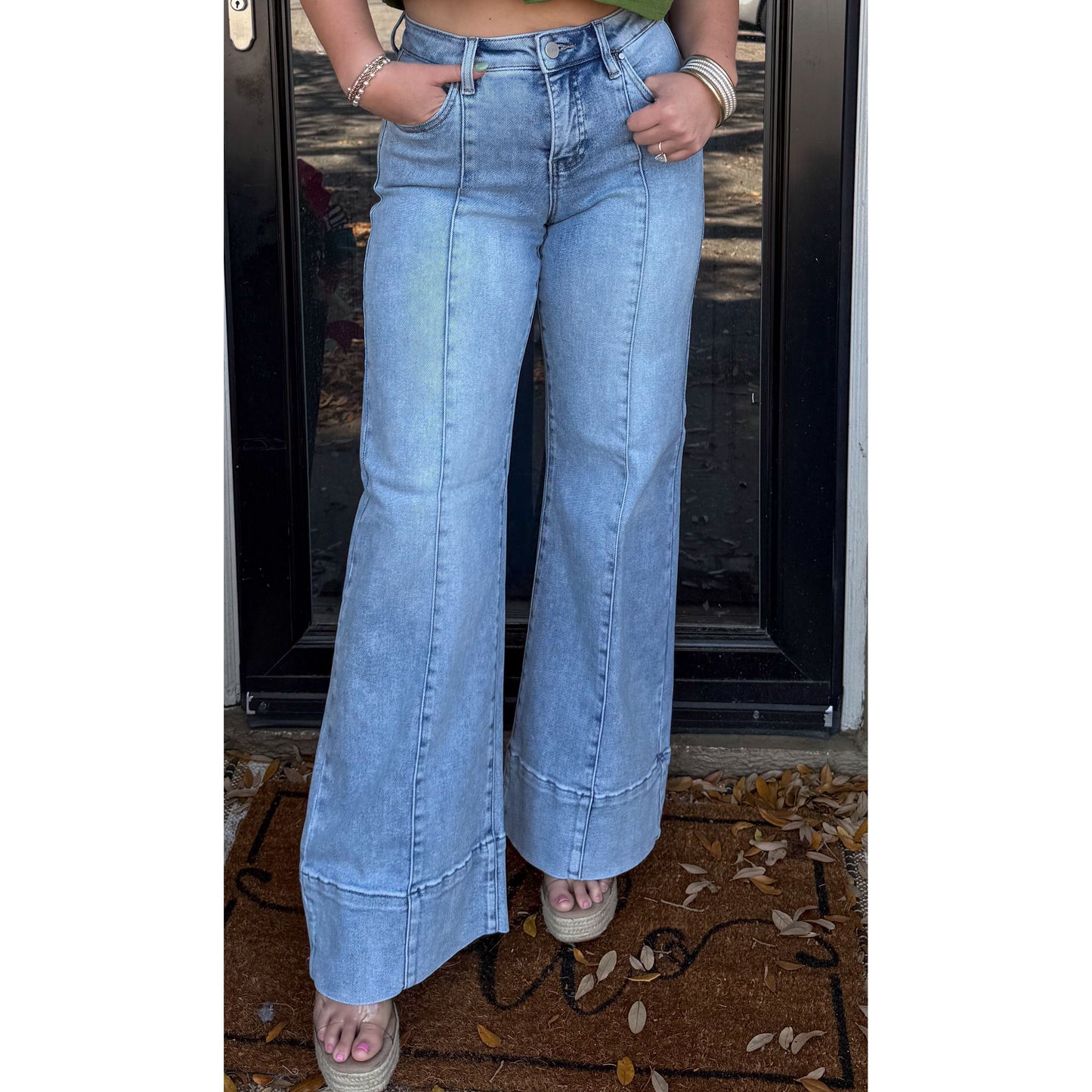 Annie Mid Rise TC Jeans, Light Wash