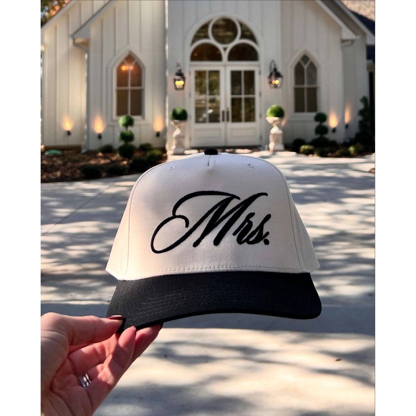 Mrs. Hat- Black/Cream