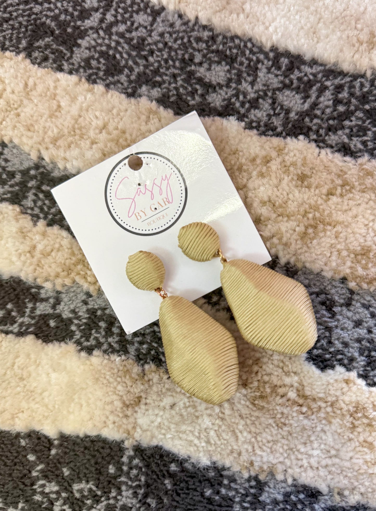 Detail Earrings