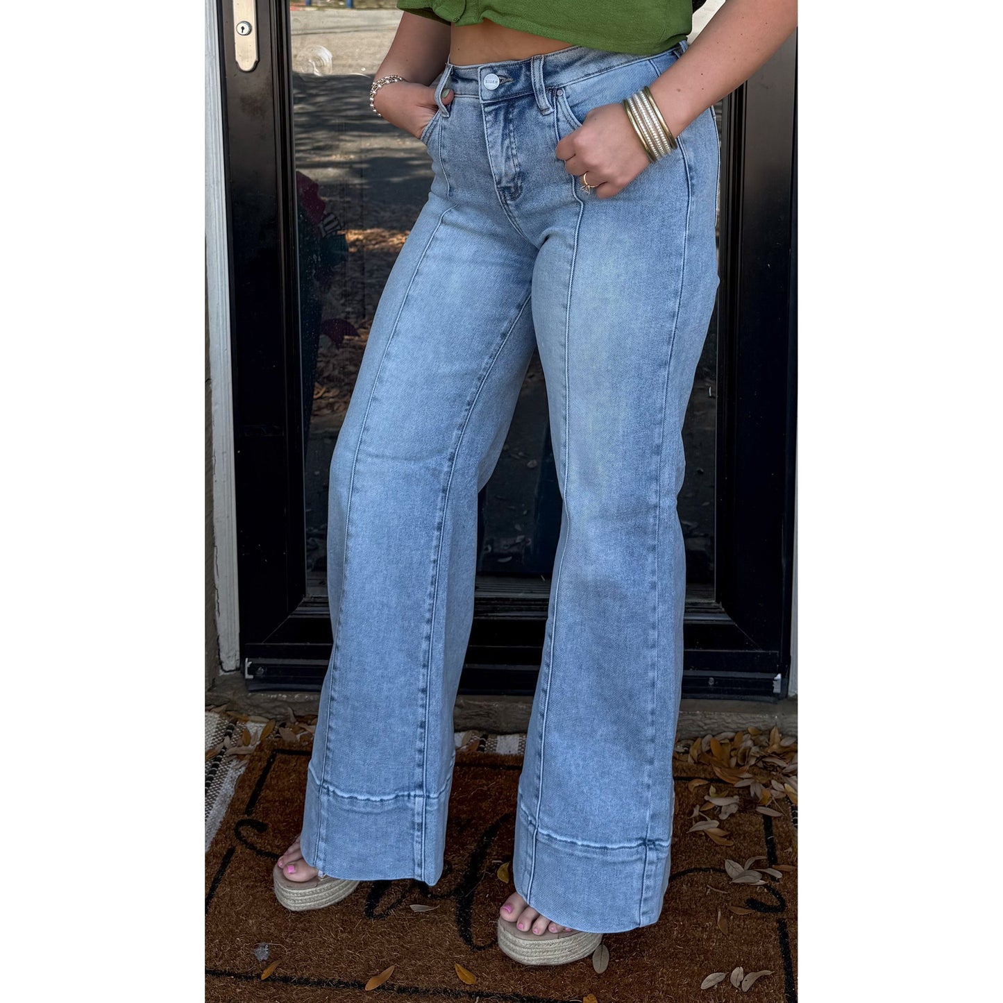 Annie Mid Rise TC Jeans, Light Wash