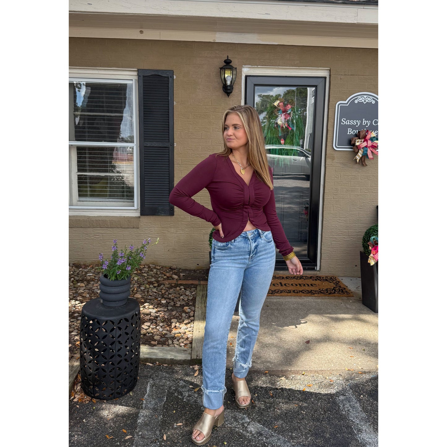 Rosie Top, Maroon