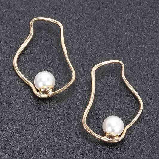 Faux Pearl Metal Earring