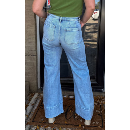 Annie Mid Rise TC Jeans, Light Wash