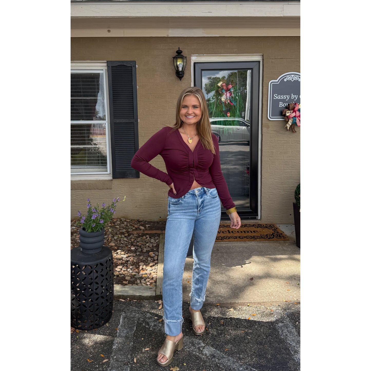 Rosie Top, Maroon