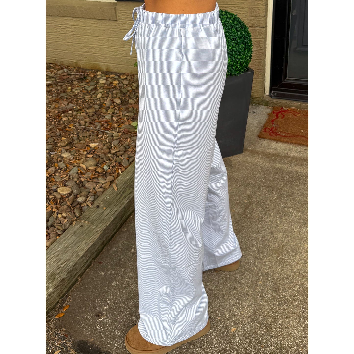 Stripe Detail Yoga Pants, Light Blue/White