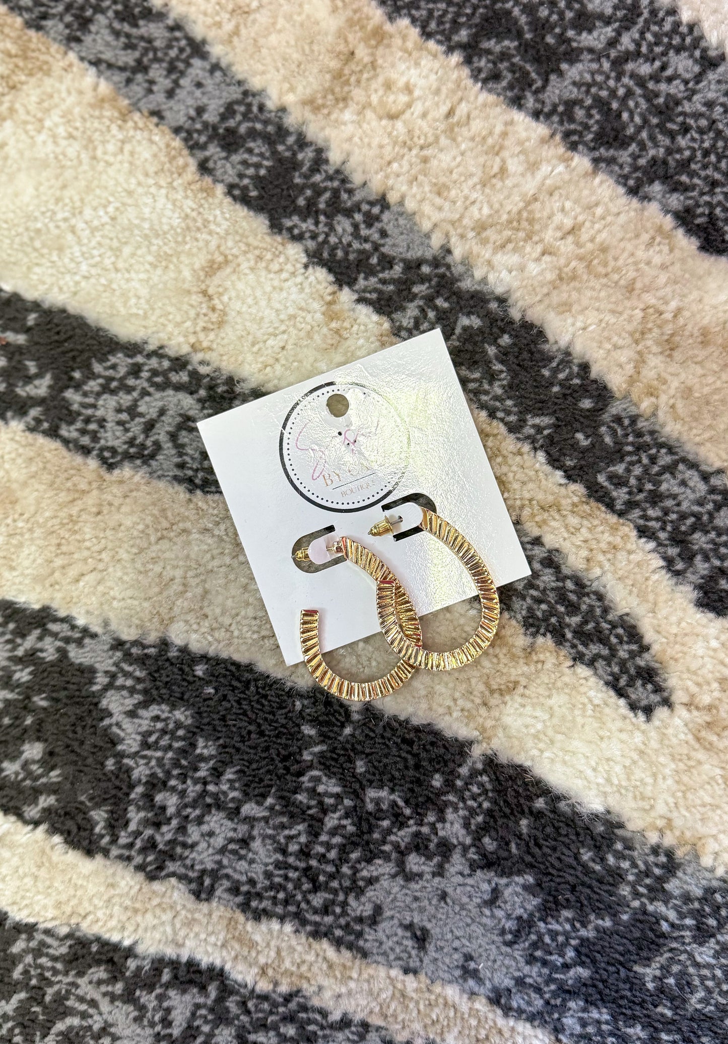 Detail Hoops