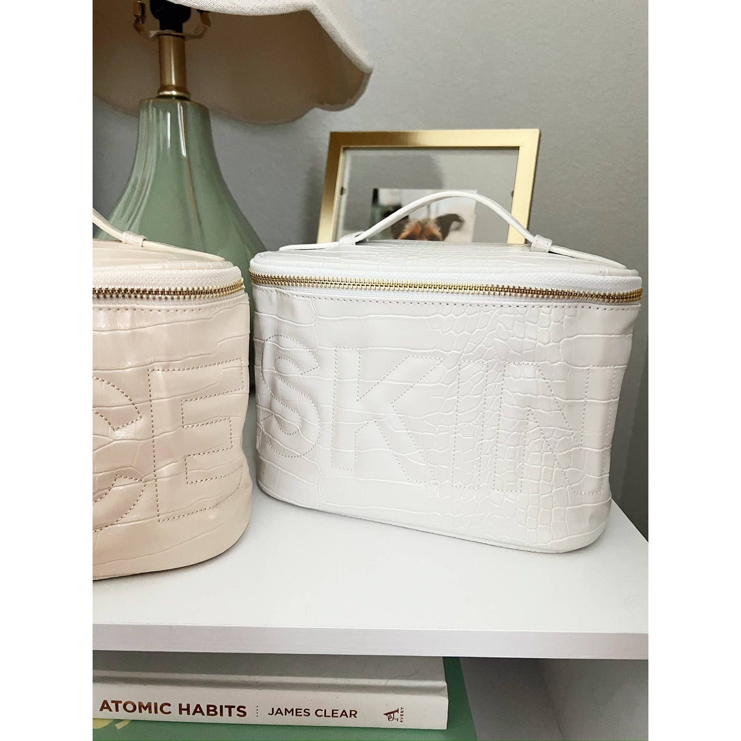 Skin - Crocodile Open Top White