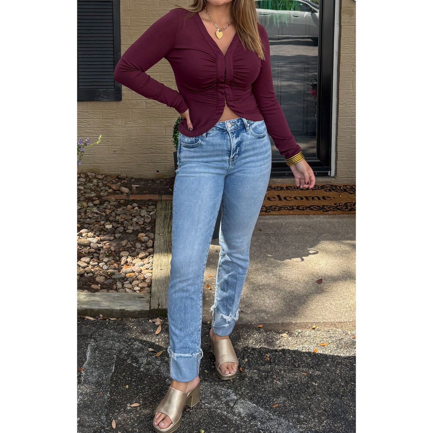 Rosie Top, Maroon