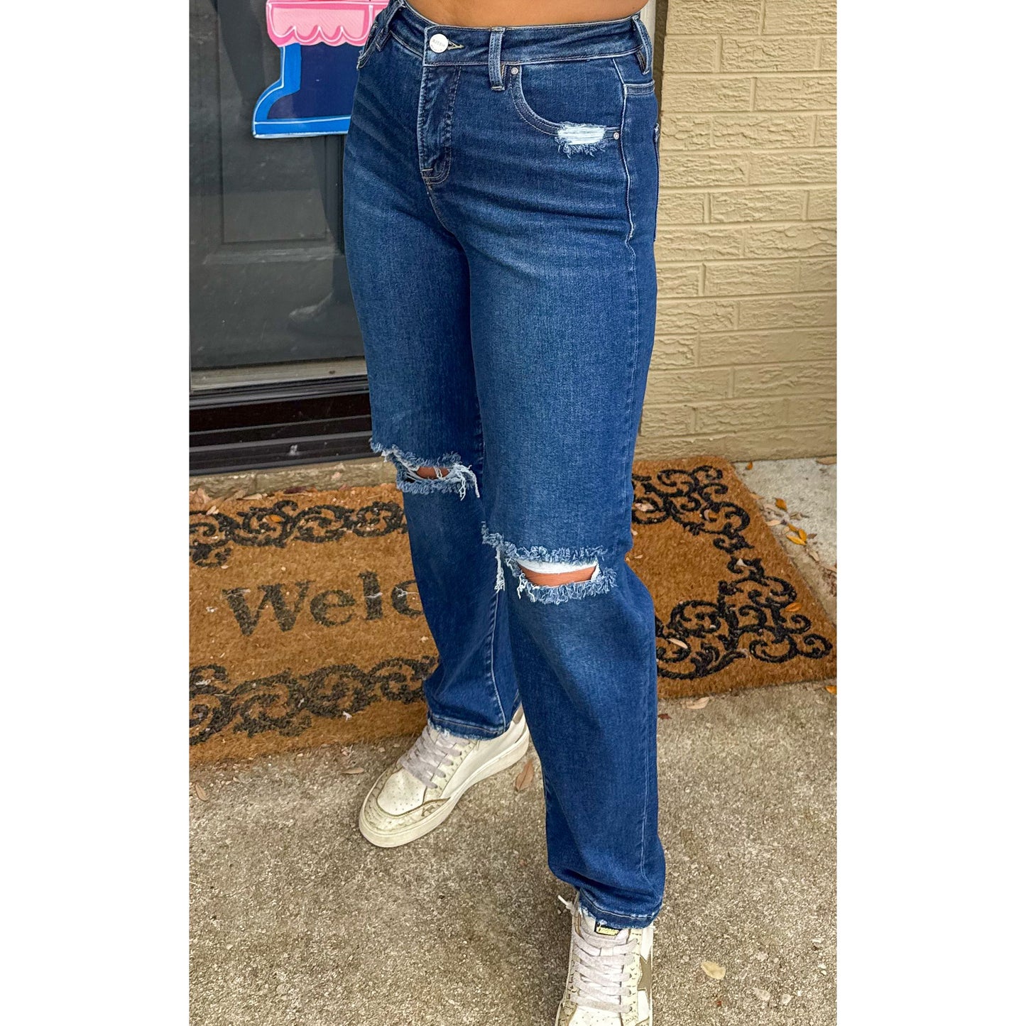 Heidi Distressed Jeans, Dark Wash