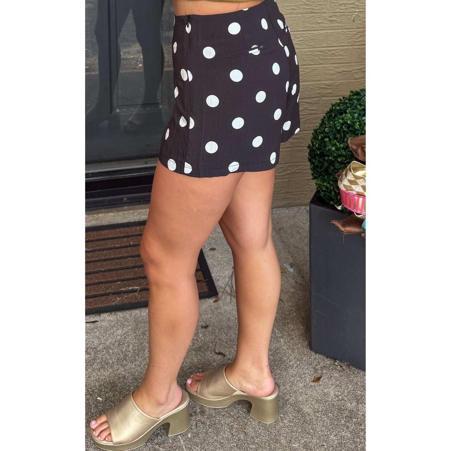 Tatum Polka Dot Shorts, Black/White