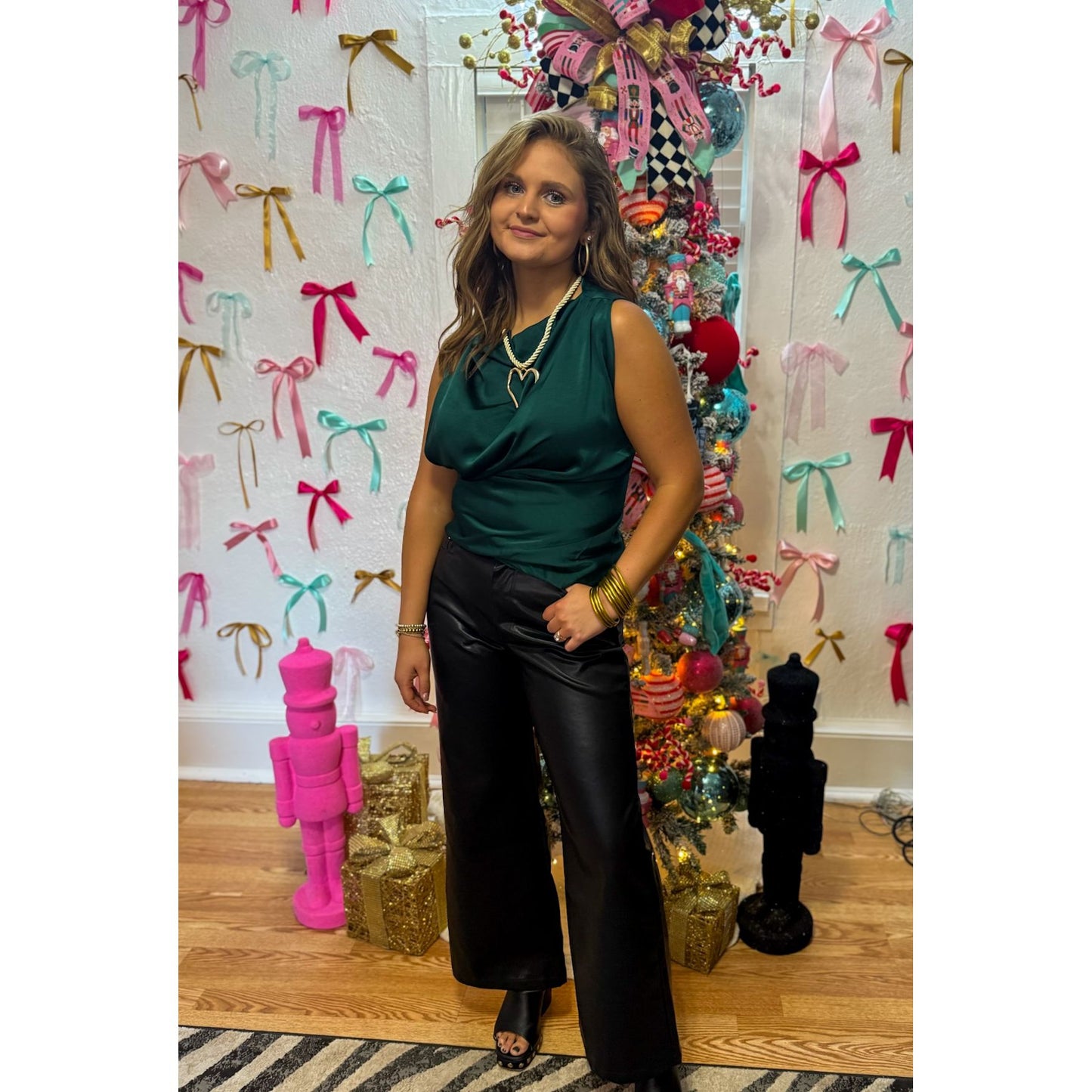 Lee Top, Hunter Green