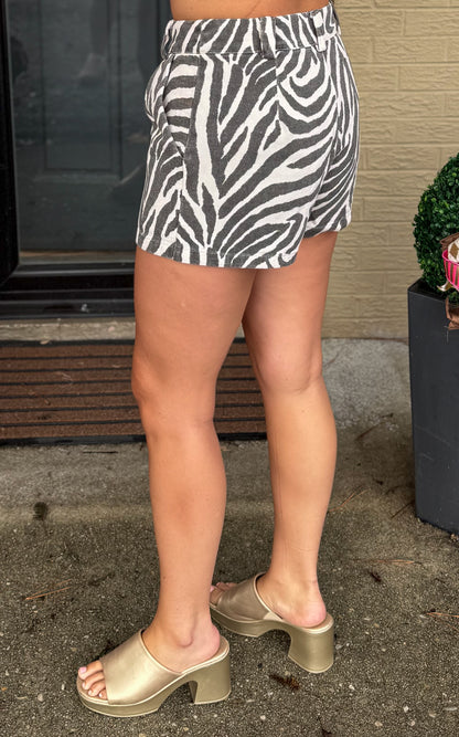Murphy Zebra Pleated Shorts, Black/White