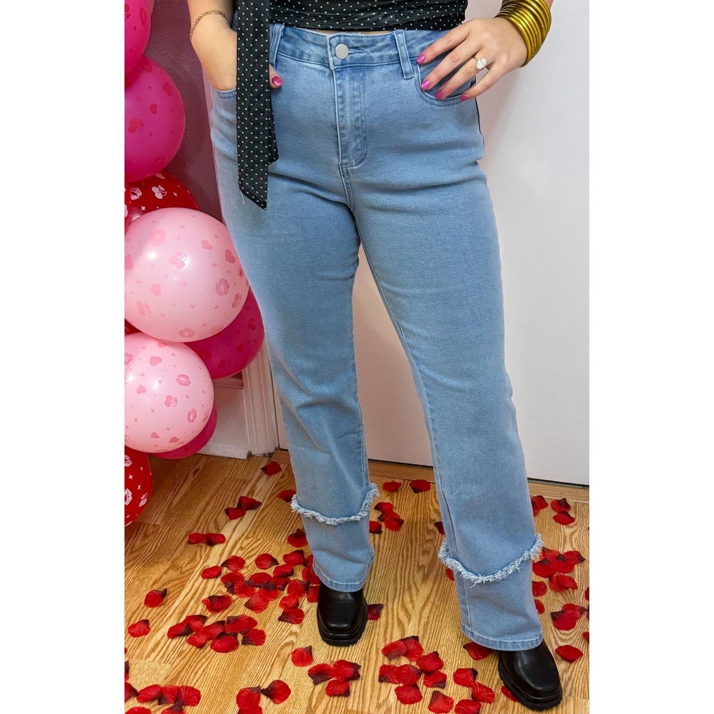 Frayed Hem Detail Jeans, Light Wash