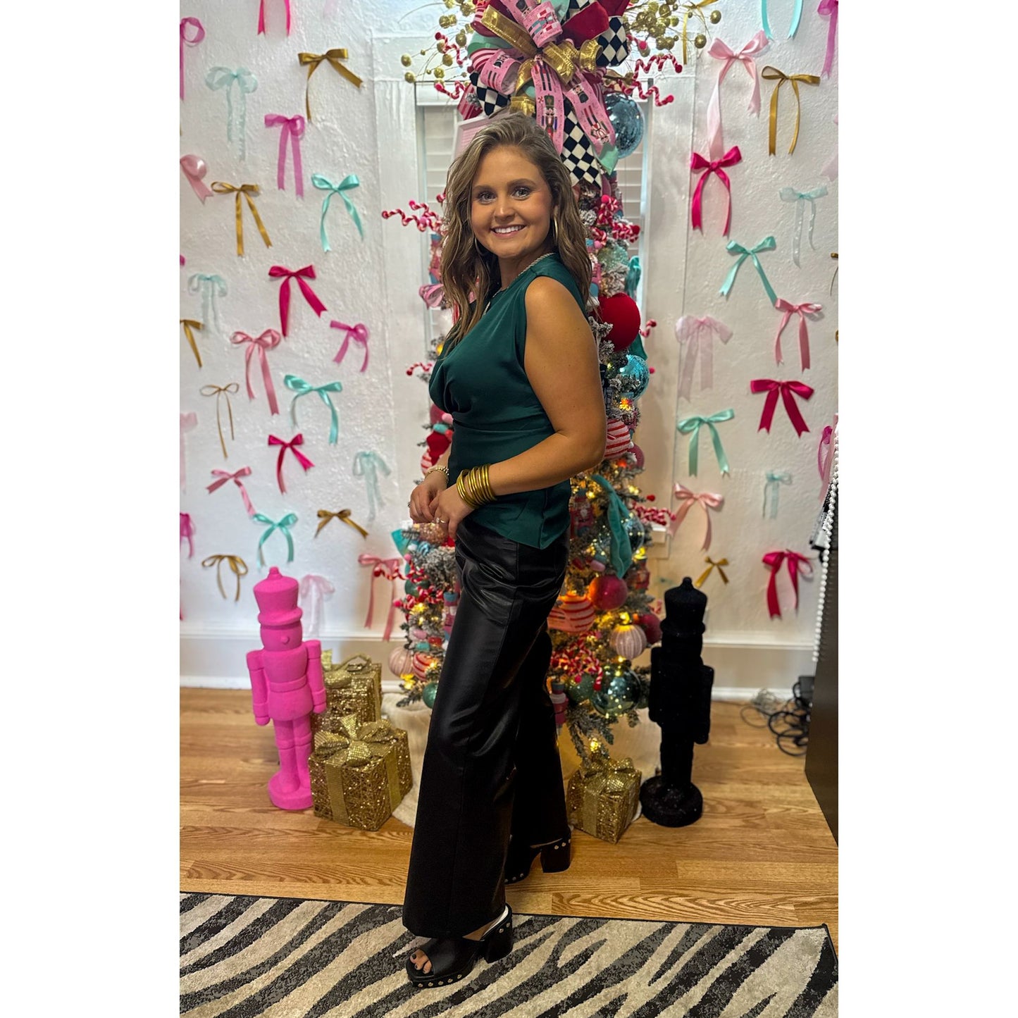 Lee Top, Hunter Green