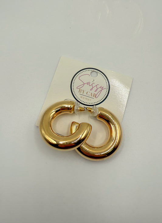 Elle Hoops, Gold