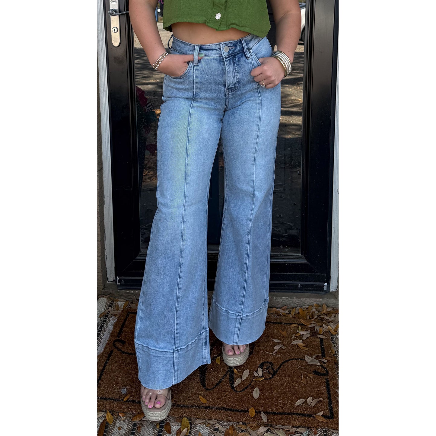 Annie Mid Rise TC Jeans, Light Wash