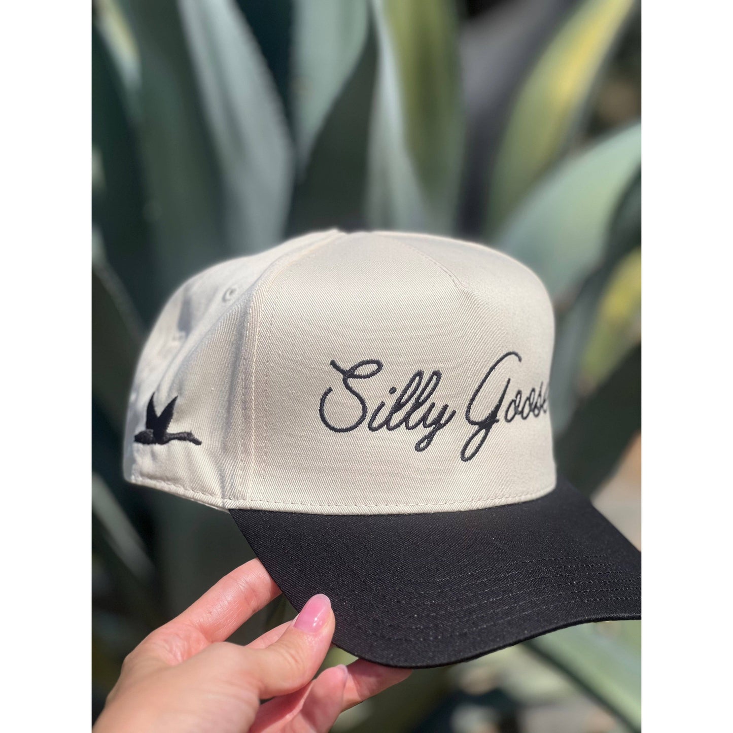 Silly Goose Hat - Black/Natural
